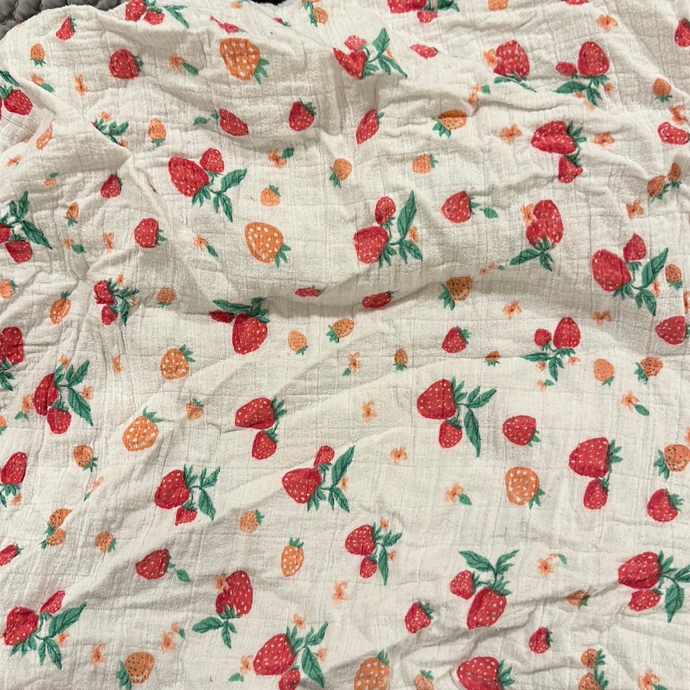 Baby crib bed sheet